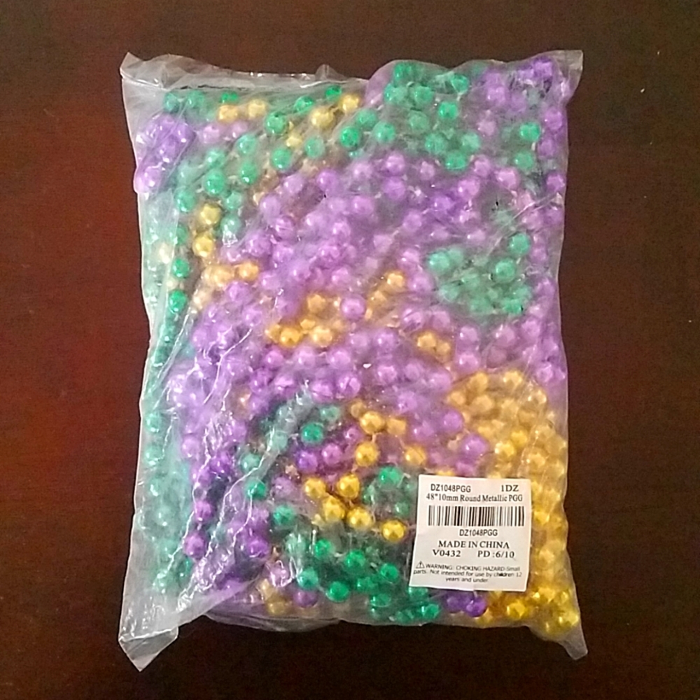 NWT Purple/gold/green metallic round 10mm Mardi Gras bead 48" necklaces pack.
